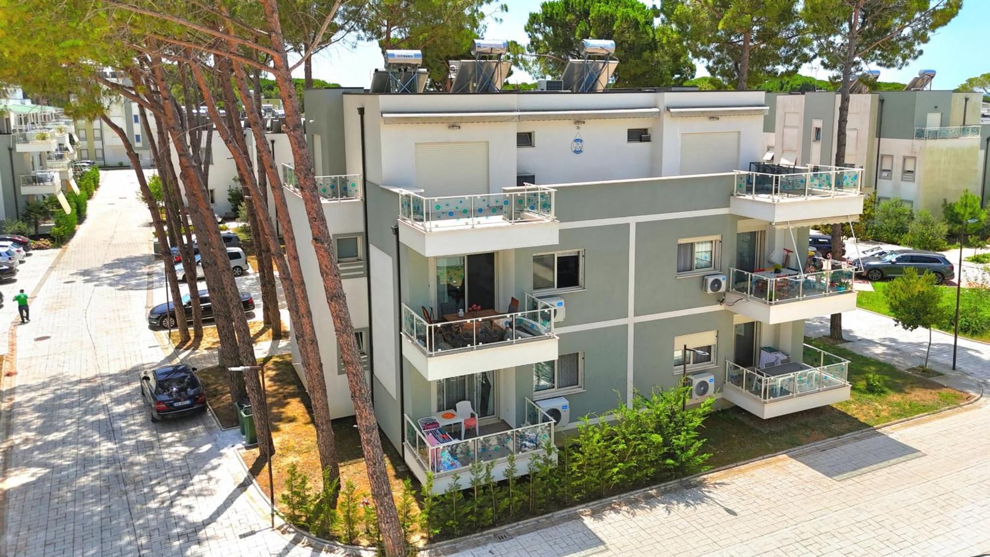 Sunny - 179 Apartamento