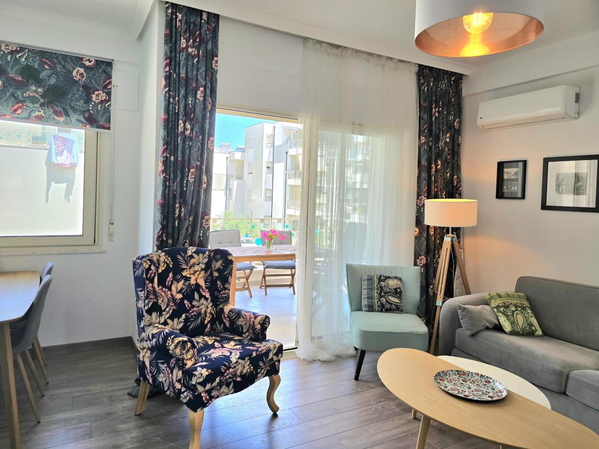Sunny - 179 Durrës